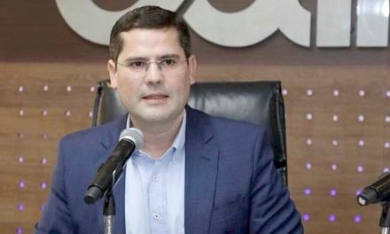 “¿SERÁ CAPAZ DE CONTESTAR AL PAÍS SIN TRASLADAR CULPAS Y RESPONSABILIDADES?” CUESTIONA CAINCO AL PRESIDENTE