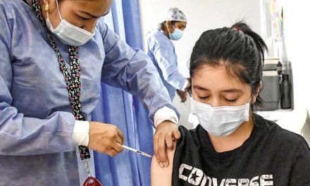 REPORTAN 599 CASOS DE COVID Y 4 FALLECIDOS EN BOLIVIA