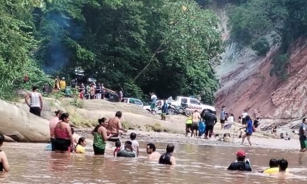 VOLUNTARIOS DE LA FUNDACIÓN GUARDIÁN SALVAN A TRES PERSONAS DE AHOGARSE