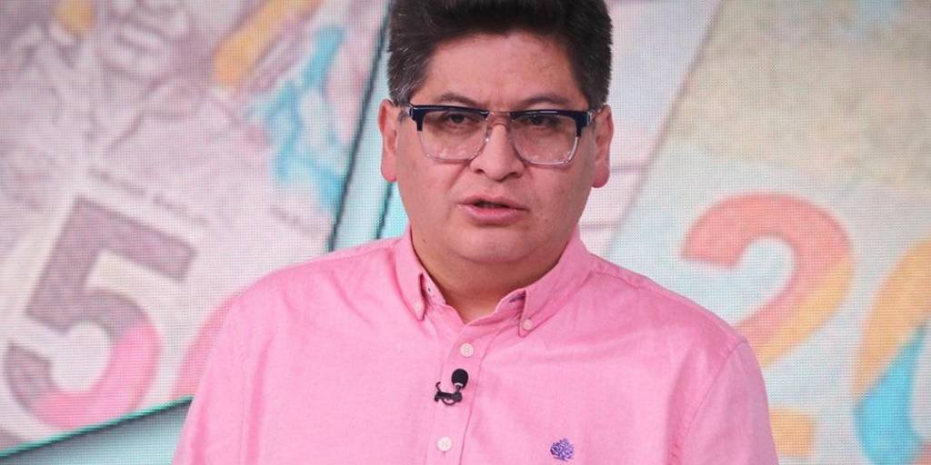 GOBIERNO RATIFICA AJUSTES AL MODELO ECONÓMICO