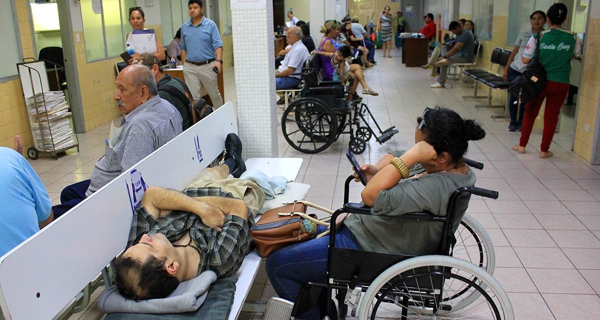 SEGUNDO DÍA QUE HOSPITALES Y CENTROS DE SALUD ESTÁN SIN ATENCIÓN