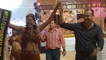 QUIÉN ES LA EX REINA DE BELLEZA QUE IBA EN LA AERONAVE NARCO QUE DEBIÓ ATERRIZAR DE EMERGENCIA EN ENTRE RÍOS