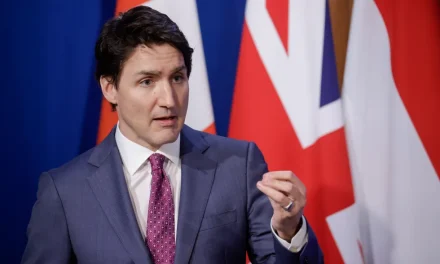 JUSTIN TRUDEAU DEJA UN PARTIDO DESTROZADO Y A CANADÁ DIVIDIDA