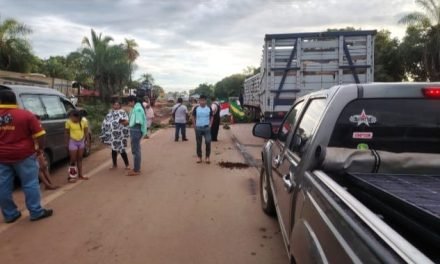 AYOREOS SUSPENDEN BLOQUEO DE LA RUTA AL BENI