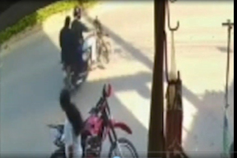 ACCIDENTE ENTRE MOTOTAXISTA Y UN VEHÍCULO DEJA DOS HERIDOS