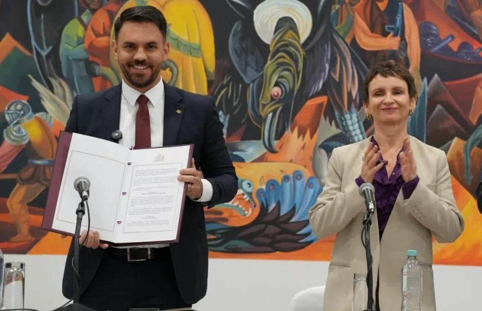 LICENCIAS DE CONDUCIR BOLIVIANAS PODRÁN SER USADAS EN CHILE, TRAS ACUERDO DE HOMOLOGACIÓN