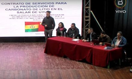 GOBIERNO SOCIALIZA EL PROYECTO DEL LITIO EN POTOSÍ EN MEDIO DE GRITOS Y SILBIDOS