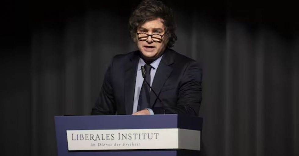 GOBIERNO DE MILEI ANUNCIA SU RETIRO DE LA OMS