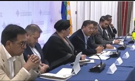 ARCE INICIA DIÁLOGO CON POLÍTICOS Y ÓRGANOS DEL ESTADO ANTE CRISIS ECONÓMICA DEL PAÍS