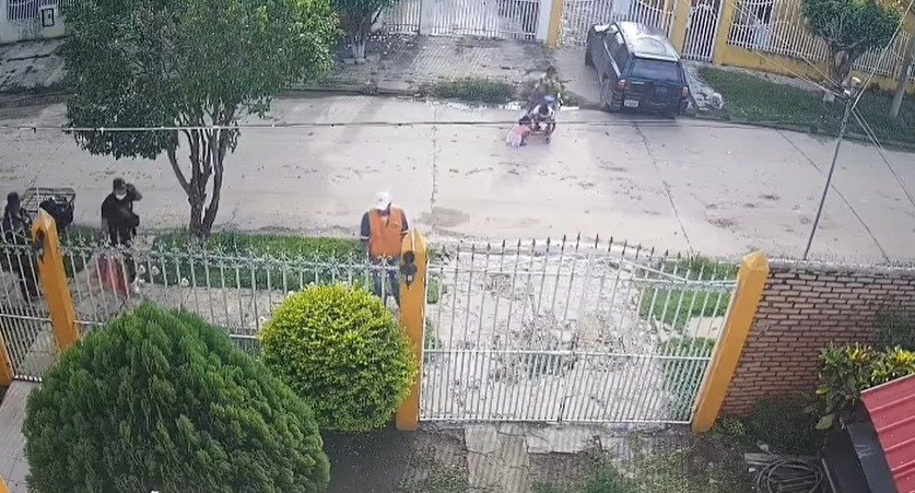 TRES DELINCUENTES ASALTAN Y MANIATAN A UN EMPRESARIO Y SU FAMILIA