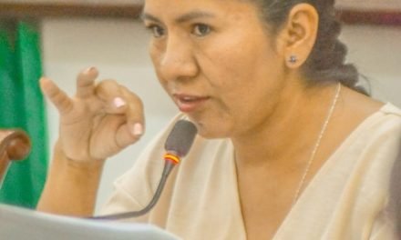 CONCEJAL LOLA TERRAZAS: “CUANDO NO SE ROBA ALCANZA LA PLATA”