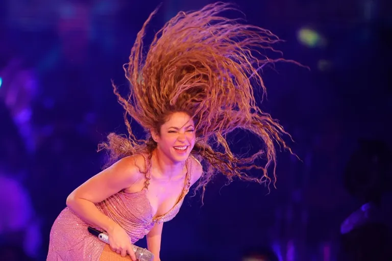 SHAKIRA DESATA FIEBRE EN BUENOS AIRES CON SU ESPERADO SHOW