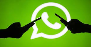 CAÍDA GLOBAL DE WHATSAPP: MILLONES DE USUARIOS NO PUEDEN ENVIAR MENSAJES, LINKS Y MÁS FALLAS