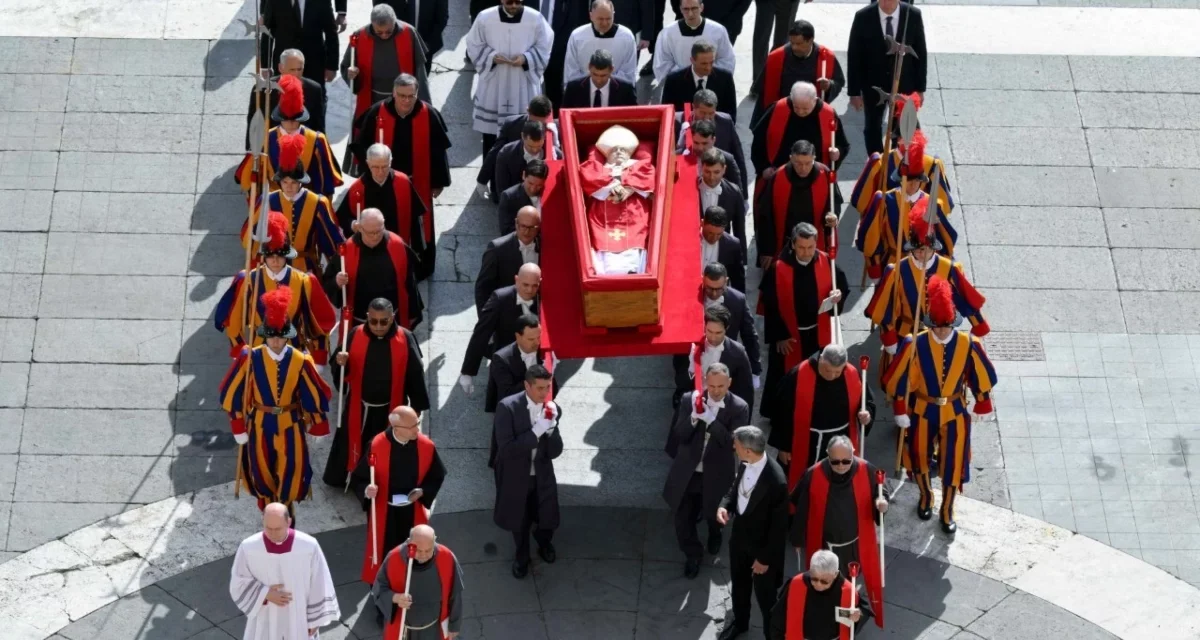¿QUIÉN ASISTIRÁ AL FUNERAL DEL PAPA FRANCISCO?
