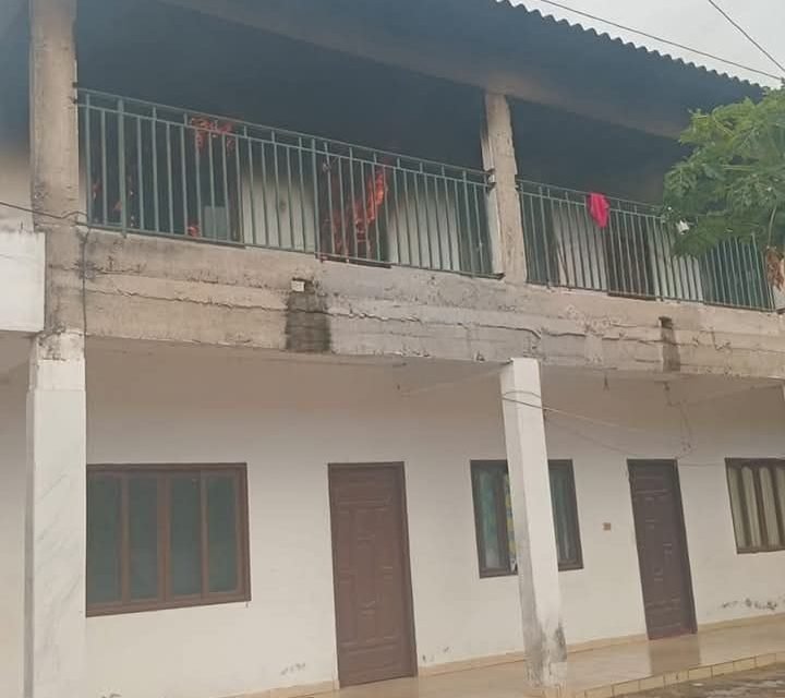 REPORTAN INCENDIO DE MAGNITUD EN AVENIDA VIRGEN DE LUJAN
