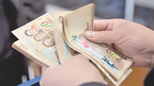 INDUSTRIALES PLANTEAN CONGELAR LOS SALARIOS DURANTE ESTA GESTIÓN