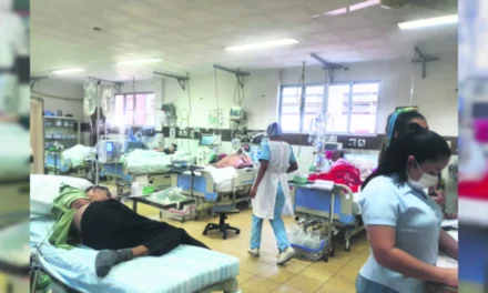 DENUNCIAN HACINAMIENTO Y FALTA DE PERSONAL EN EL HOSPITAL DE NIÑOS, EN SANTA CRUZ