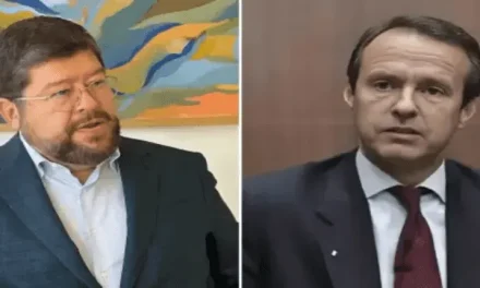 SAMUEL TILDA DE DIVISIONISTA A TUTO Y ASEGURA EL BLOQUE CONTINUARA CON LA ENCUESTA