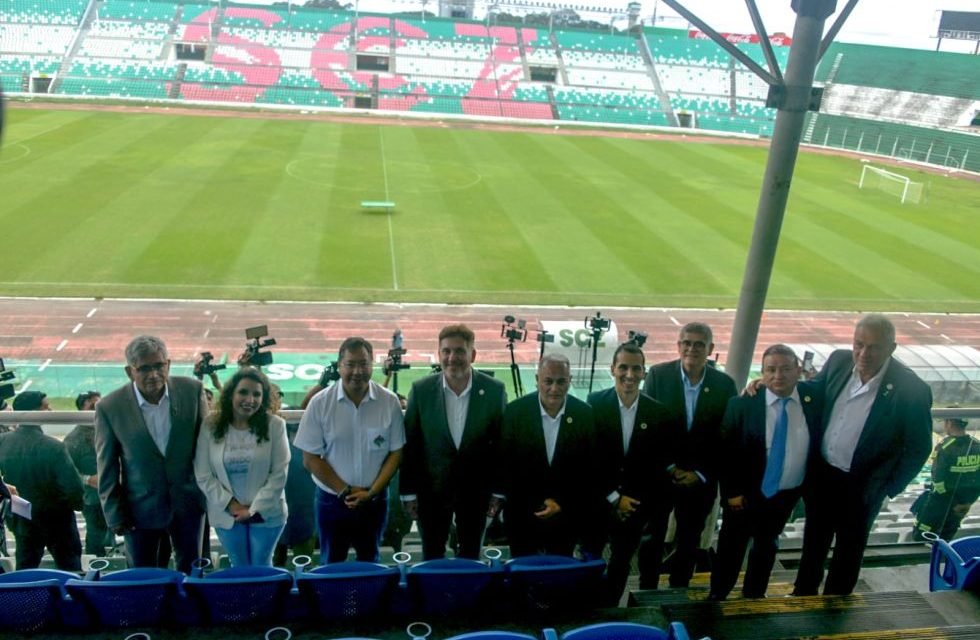 LA CONMEBOL VISITA EL ESTADIO TAHUICHI AGUILERA DE CARA A LA FINAL DE LA SUDAMERICANA