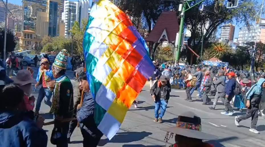 EVISTAS SE REPLIEGAN Y SE REUNIRÁN ESTE DOMINGO PARA DEFINIR ACCIONES