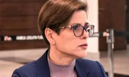 JUEZA MORENO ES TRASLADADA DE LA PAZ A SANTA CRUZ PARA CUMPLIR DETENCIÓN EN PALMASOLA