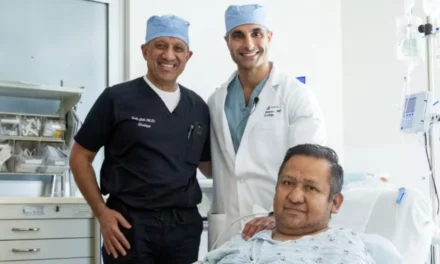 REALIZAN CON ÉXITO EL PRIMER TRASPLANTE DE VEJIGA DEL MUNDO