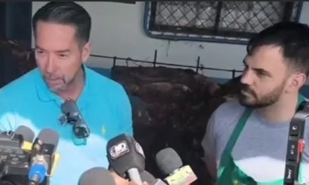 PLANTEL DE BLOOMING DEJA COLGADOS A CRONENBOLD Y DEL CASTILLO