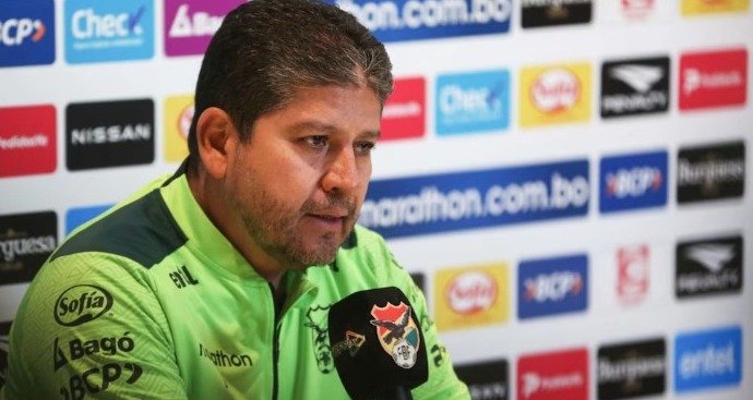 LA SELECCIÓN NACIONAL DE FUTBOL  ESTA RETENIDA  EN VENEZUELA