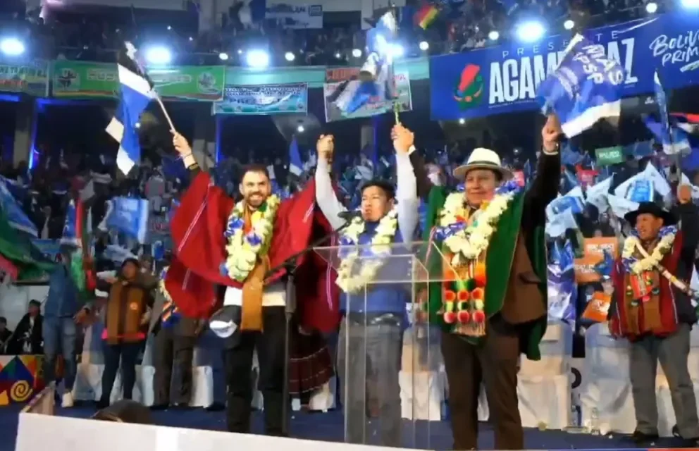 EL MAS COMIENZA SU CAMPAÑA CON LA PROCLAMACIÓN DE DEL CASTILLO Y BERNA EN LA PAZ