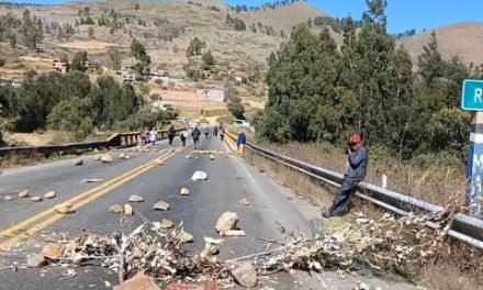 TODAS LAS CARRETERAS DEL PAÍS DEBEN ESTAR BLOQUEADAS DESDE MIÉRCOLES DICEN “EVISTAS”