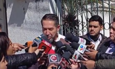 CRONENBOLD SE RETIRA DE LA POLÍTICA YDICE QUE HACE UN MES NO HABLA CON ANDRÓNICO