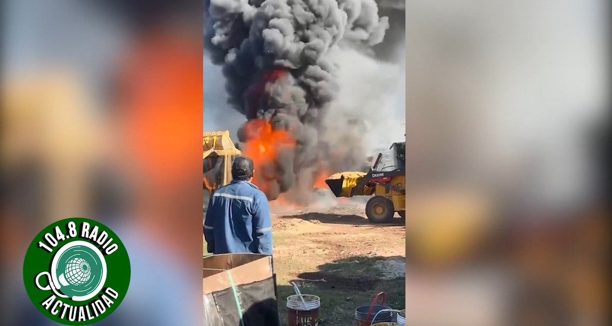 INCENDIO DE GRAN MAGNITUD EN EL PARQUE INDUSTRIAL DE WARNES