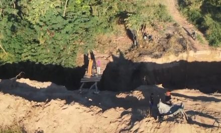 AVASALLADORES SECUESTRAN A TRABAJADORES EN SANTA RITA Y DISPARAN AL ENCARGADO DEL PREDIO