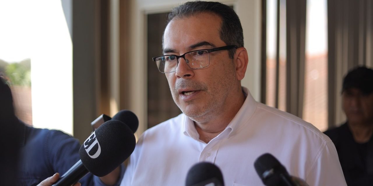 AGUILERA RATIFICA QUE CAMACHO ES EL GOBERNADOR Y DENUNCIA ATAQUES POLÍTICOS SIN FUNDAMENTO