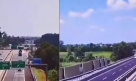 AVIÓN LIGERO SE ESTRELLÓ SOBRE UNA AUTOPISTA Y CAUSÓ DOS MUERTES