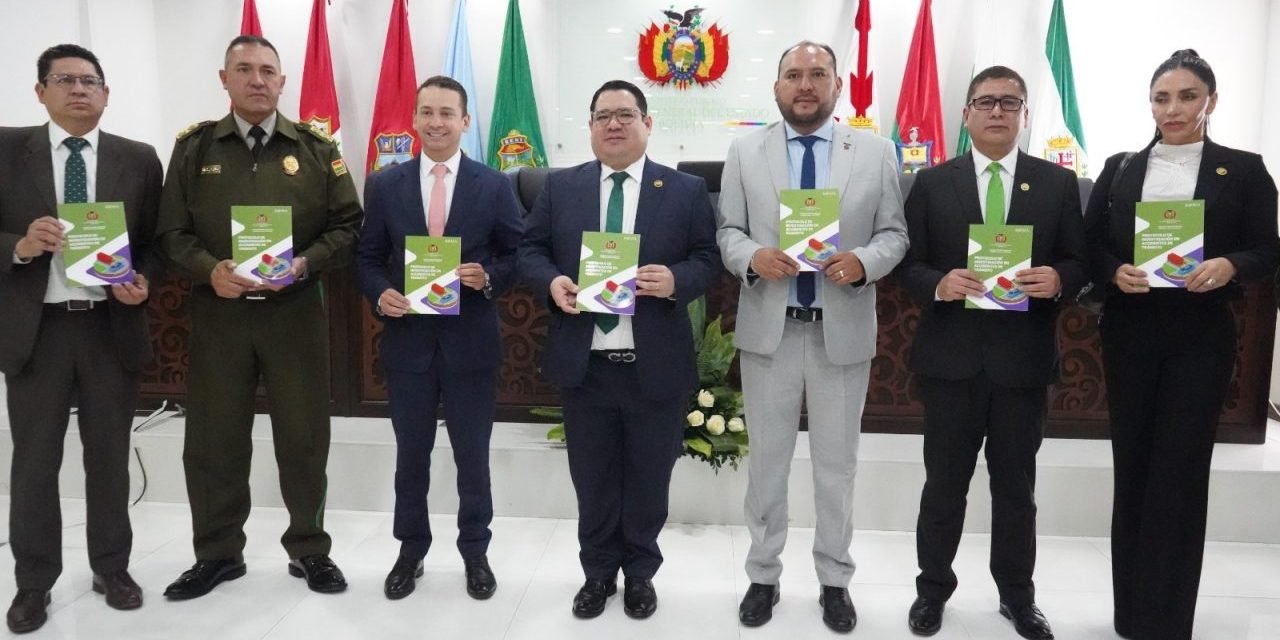 FISCAL GENERAL PRESENTA INNOVADOR PROTOCOLO PARA INVESTIGAR ACCIDENTES DE TRÁNSITO CON ENFOQUE CIENTÍFICO