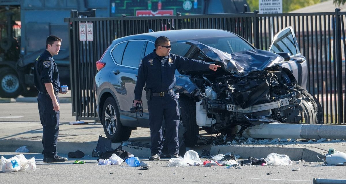 AL MENOS 30 PERSONAS RESULTARON HERIDAS EN LOS ÁNGELES TRAS UN ATROPELLO MASIVO