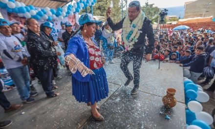 JHONNY FERNÁNDEZ LLEGÓ AL TRÓPICO DE COCHABAMBA PARA HACER CAMPAÑA POLÍTICA