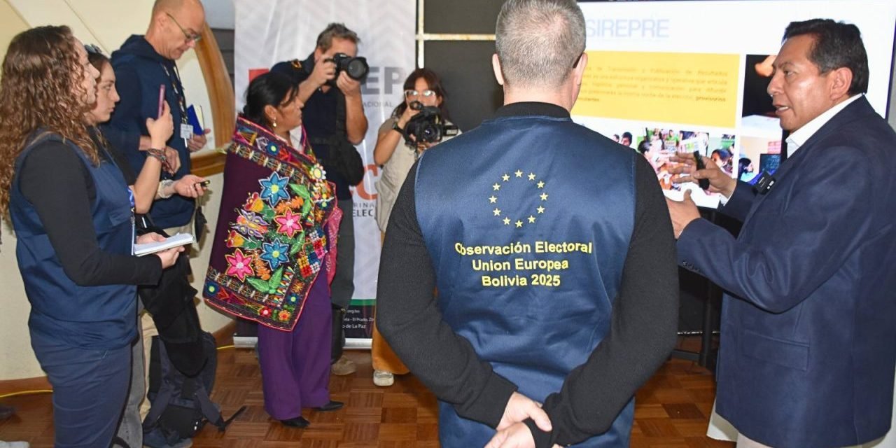 MÁS DE 8.400 ACTAS FUERON TRANSMITIDAS EN LA SEGUNDA PRUEBA DEL SIREPRE EN SANTA CRUZ