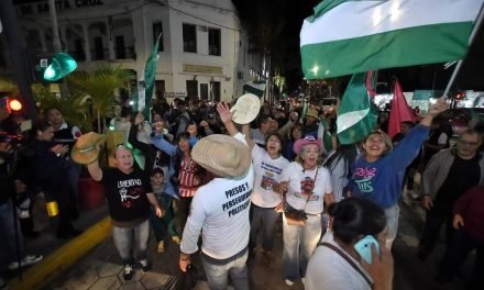 SANTA CRUZ FESTEJA LIBERACIÓN DE CAMACHO Y APLAUDE DECISIÓN DEL TRIBUNAL SUPREMO