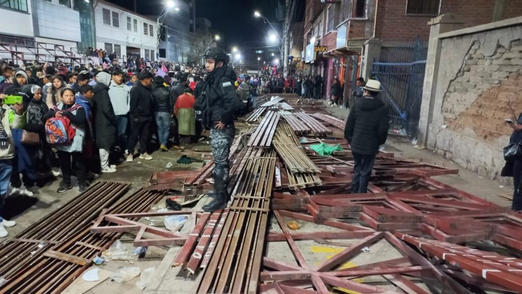 POTOSÍ: FISCALÍA APREHENDE A RESPONSABLE DEL DESPLOME DE GRADERÍAS EN CHUTILLOS