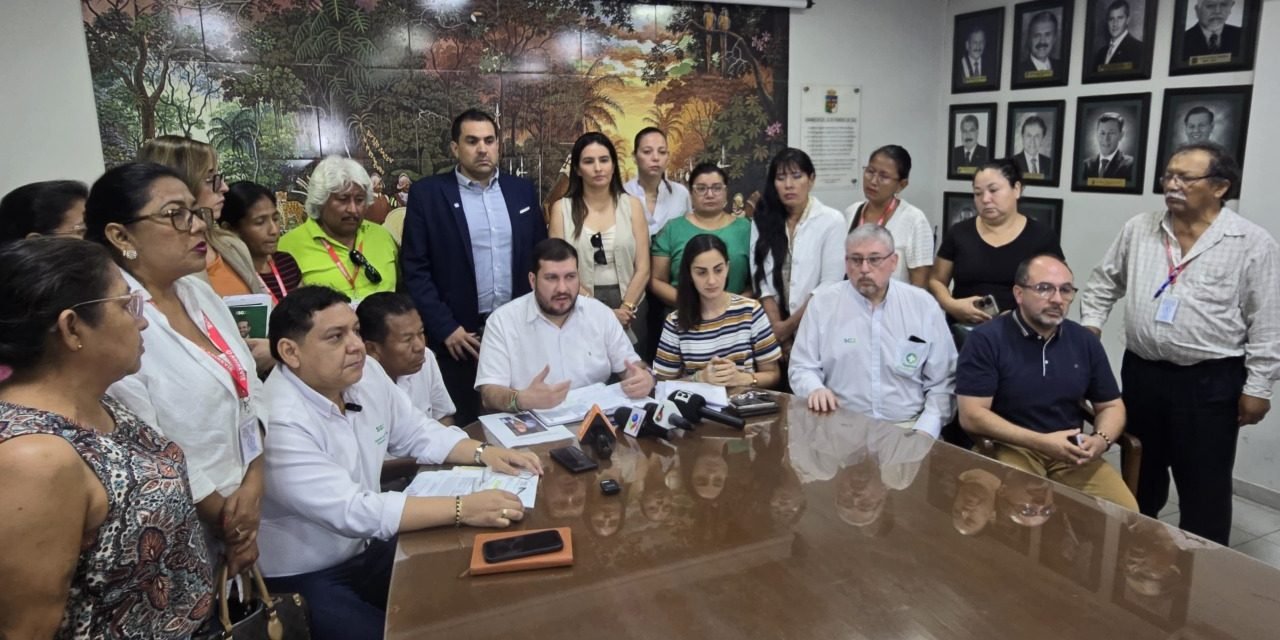 ACCIÓN DE LIBERTAD CONTRA ARCE Y SUS MINISTROS POR INCUMPLIR PAGOS DE DIÁLISIS