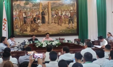 JORNADA MARCADA POR AUSENCIAS Y EXIGENCIAS DE RENUNCIA EN EL CONCEJO