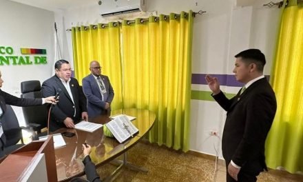 ALEXANDER MENDOZA ASUME FISCALÍA DE BENI TRAS AMENAZAS A BALDERAS