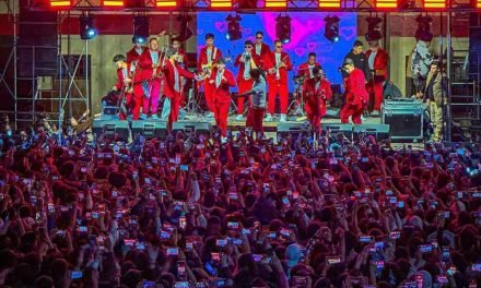 DIRECTORA Y CANTANTE ARRESTADOS TRAS AVALANCHA EN COLEGIO DE ORURO