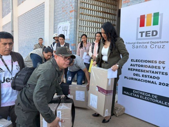 TED SANTA CRUZ TIENE LISTO EL 90% DEL MATERIAL ELECTORAL