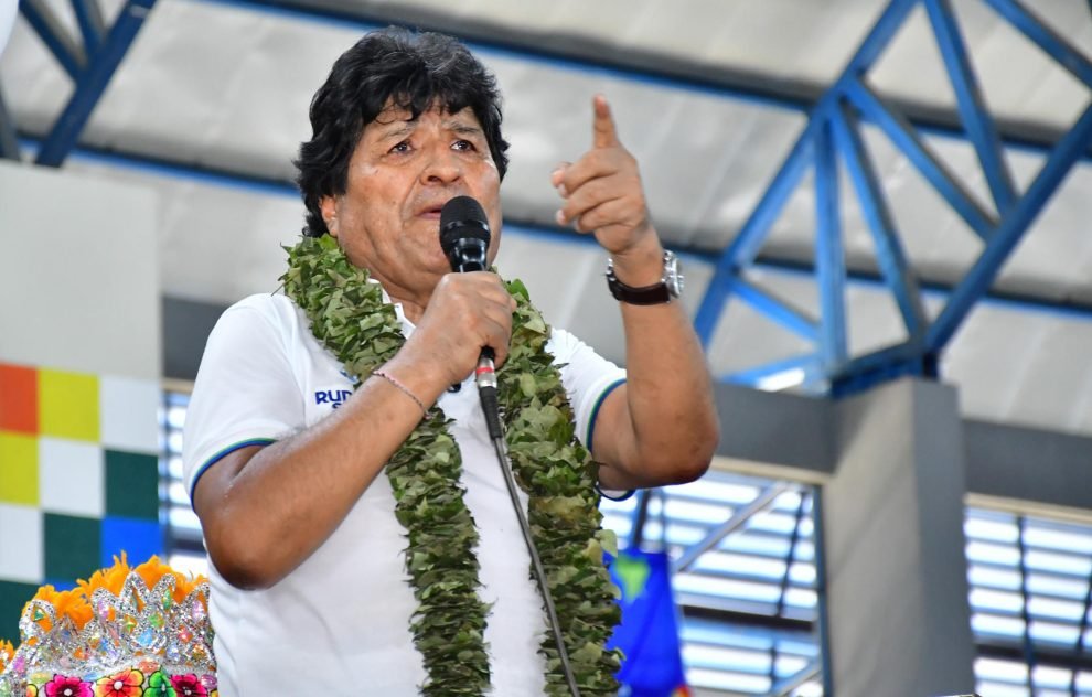 EVO MORALES CONVOCA AMPLIADO DE EMERGENCIA TRAS ANUNCIO DEL RETORNO DE LA DEA
