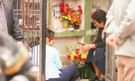 EL FERIADO DE TODOS LOS SANTOS SE TRASLADA AL LUNES 3 DE NOVIEMBRE