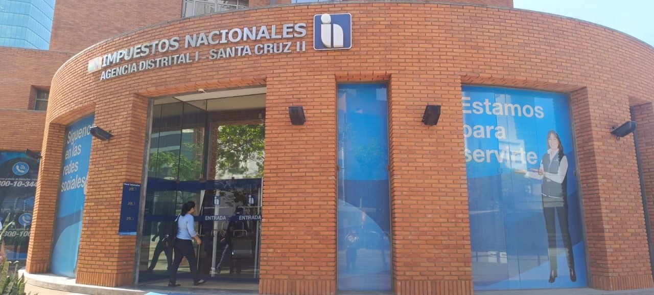 AGENCIA DEL SIN EN SANTA CRUZ CUMPLE 9 AÑOS Y SUPERA LAS 285 MIL CONSULTAS ATENDIDAS