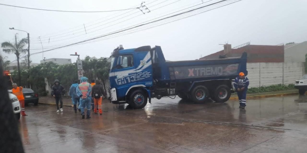 TRABAJADORES PARALIZAN OPERACIONES DE “PIRAI” POR INCUMPLIMIENTO EN PAGO